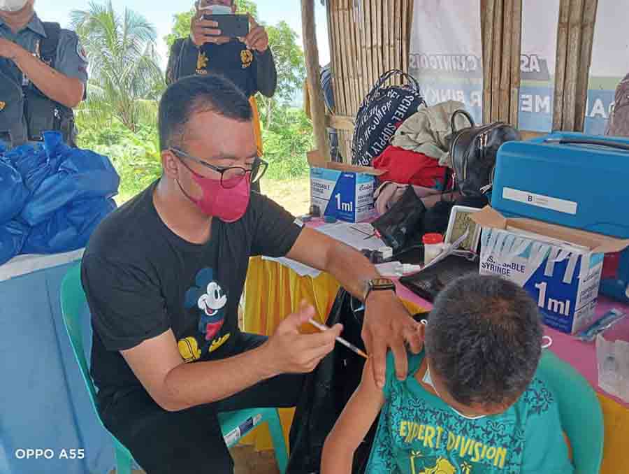 Medical Mission and Vaccination at Barangay Layogbato